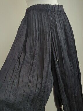 H&M Divided Black High-Waisted Plissé Crinkled Wide-Leg Pants